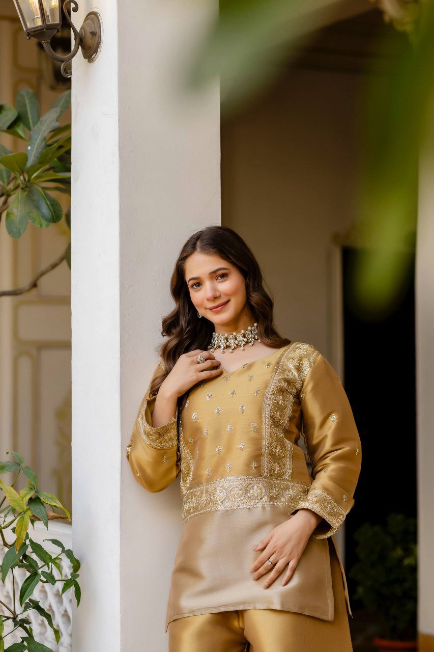 ovi-030_25436030 ✨ Golden Elegance Kurta Palazzo Set ✨