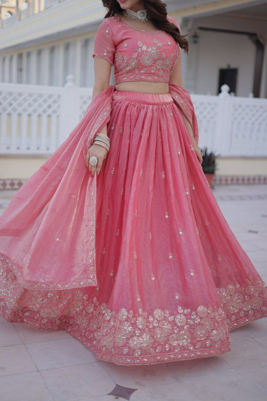 ovi-048_2703048 πΈ Elegant Pink Embroidered Lehenga Choli Set - Image 4